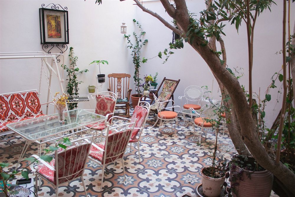 Athens Quinta Hostel Exterior photo